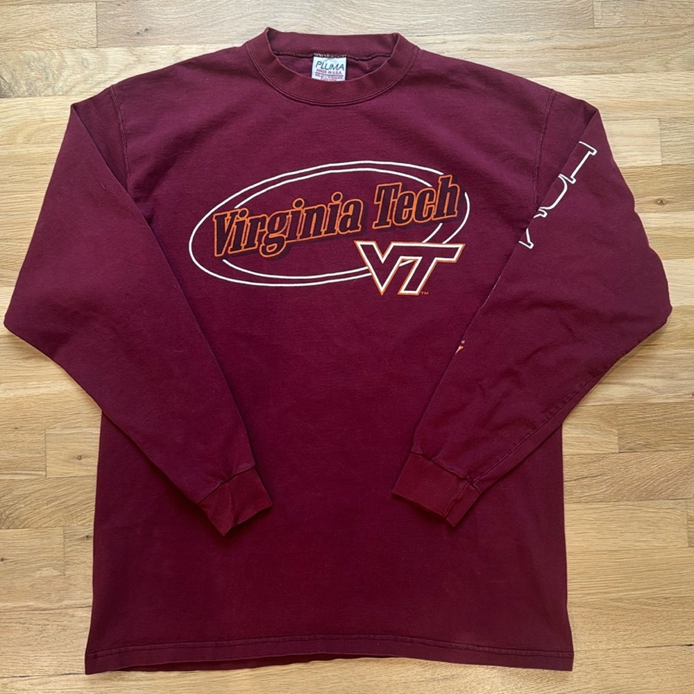 Size Large - vtg Virginia Tech long sleeve